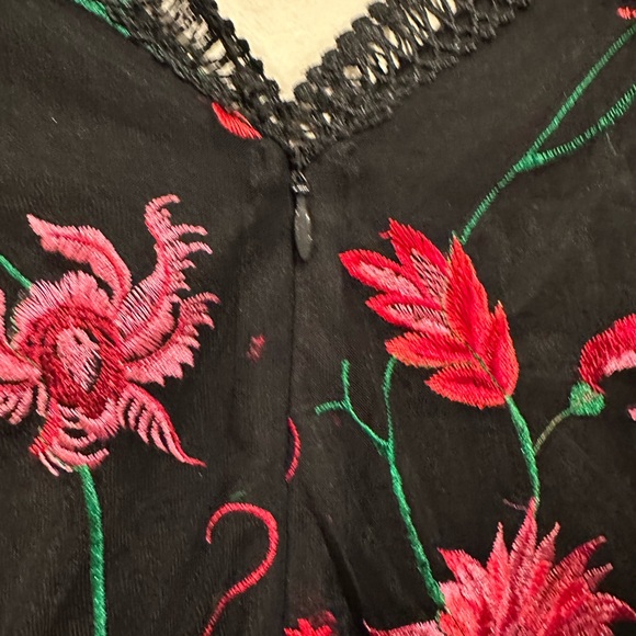 Sheer layered cocktail dress. - Picture 2 of 6